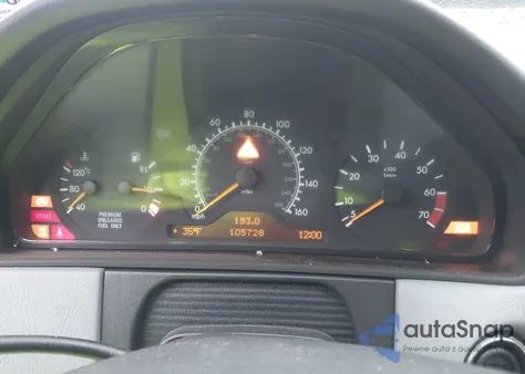 1998 Mercedes-Benz E 320 from USA, damaged, VIN WDBJF65F5WA698271